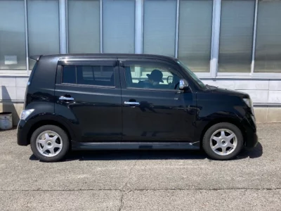 Toyota bB