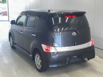 Toyota bB