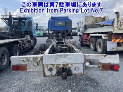 Isuzu Giga