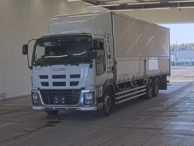 Isuzu Giga