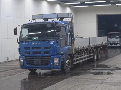 Isuzu Giga