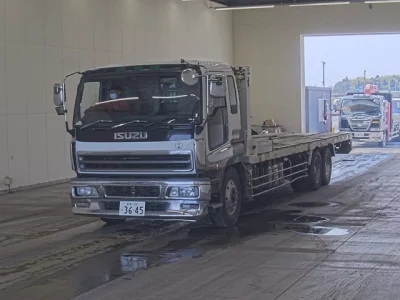 Isuzu Giga