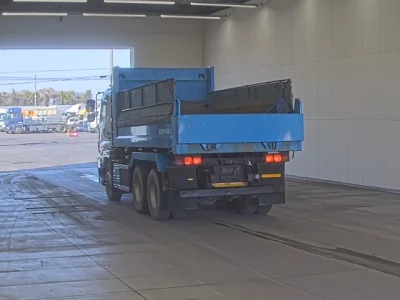 Isuzu Giga