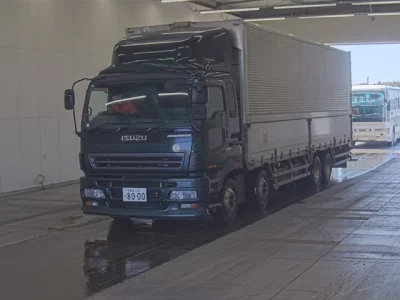 Isuzu Giga