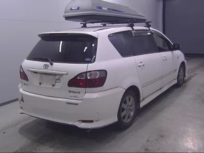 Toyota Ipsum