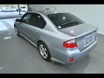 Subaru LEGACY B4