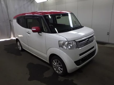Honda N BOX SLASH