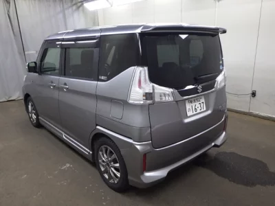 Suzuki Solio