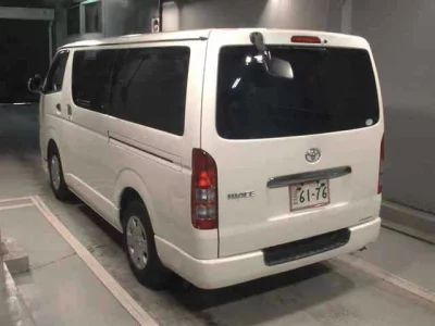 Toyota HiAce Van