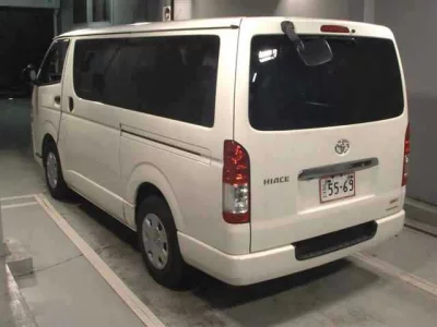 Toyota HIACE VAN