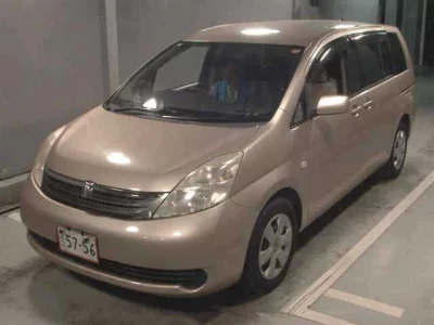 Toyota Isis