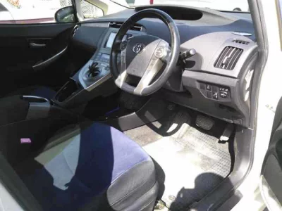 Toyota PRIUS PHV