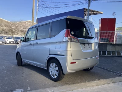 Suzuki Solio