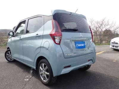 Mitsubishi eK Wagon