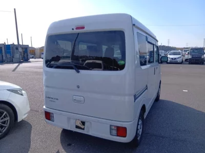 Mitsubishi Minicab Van