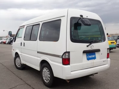 Mazda Bongo Van