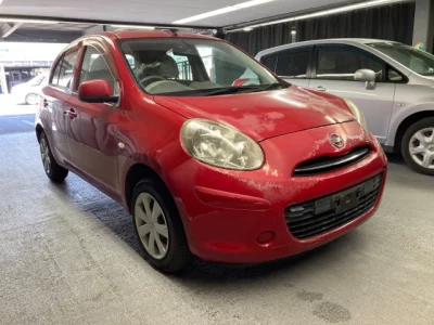 Nissan March