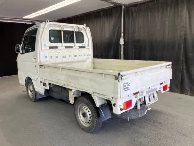 Nissan Clipper Truck