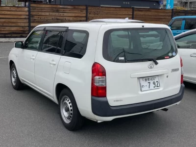Toyota SUCCEED