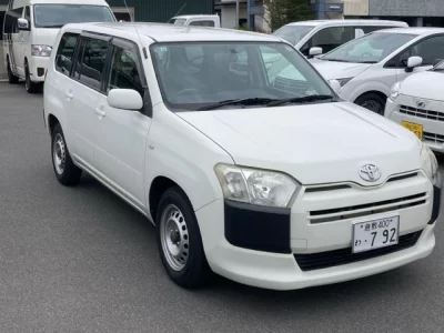 Toyota SUCCEED