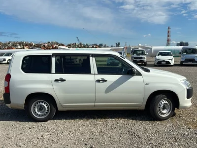 Toyota Succeed