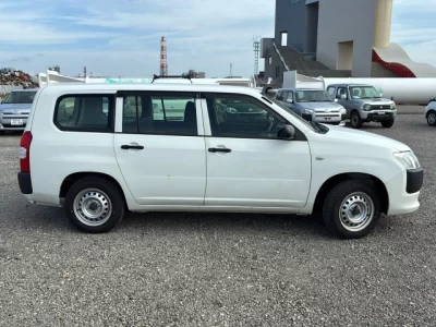 Toyota Succeed