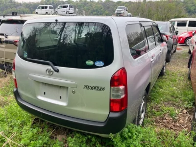 Toyota SUCCEED