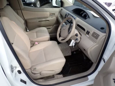 Toyota Raum