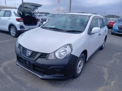 Nissan AD