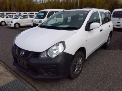 Nissan AD