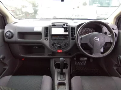 Nissan AD