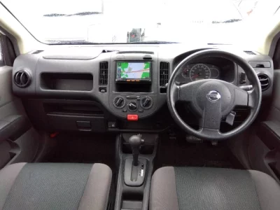 Nissan AD