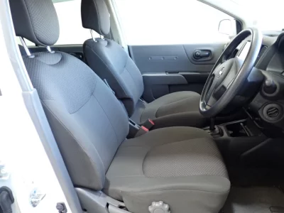 Nissan AD