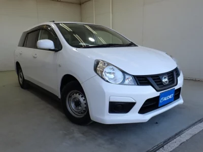 Nissan AD