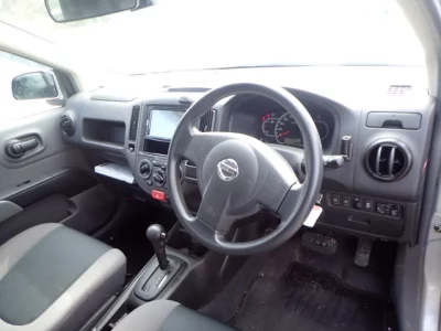 Nissan AD