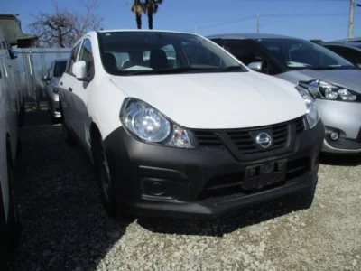 Nissan AD