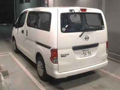 Nissan NV200