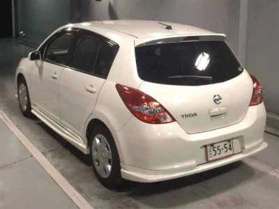Nissan Tiida
