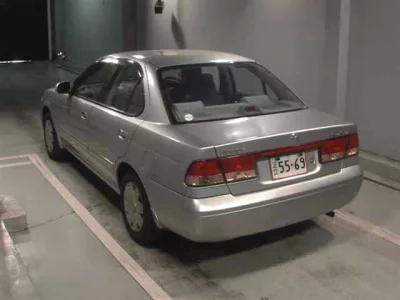 Nissan Sunny