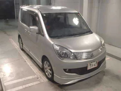 Mitsubishi Delica D:2