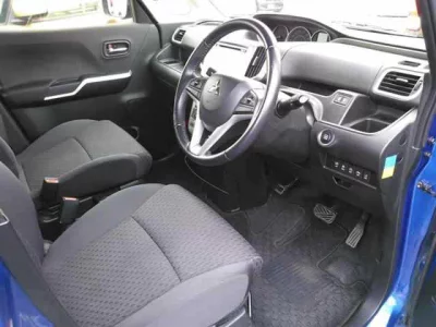 Mitsubishi Delica D:2