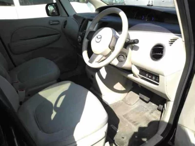 Mazda Biante