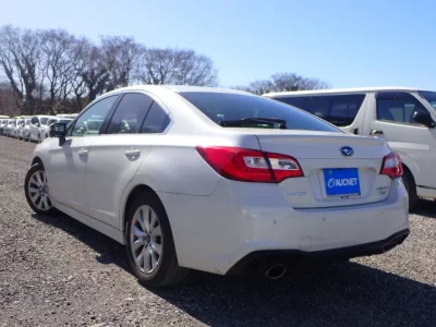 Subaru Legacy B4