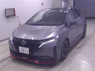 Nissan Aura