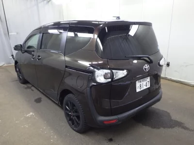 Toyota Sienta