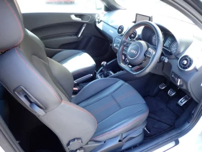 Audi S1