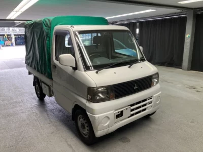Mitsubishi Minicab Truck