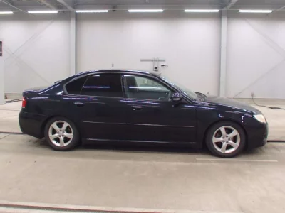 Subaru LEGACY B4