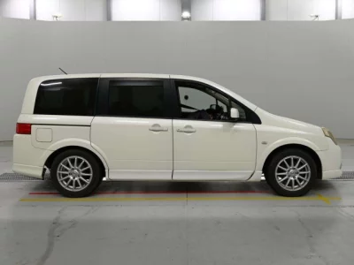 Nissan Lafesta