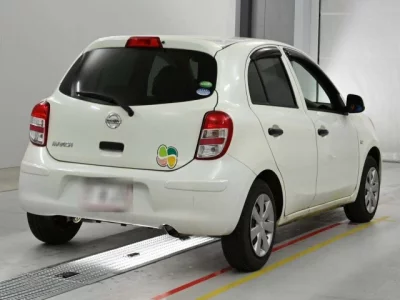 Nissan March